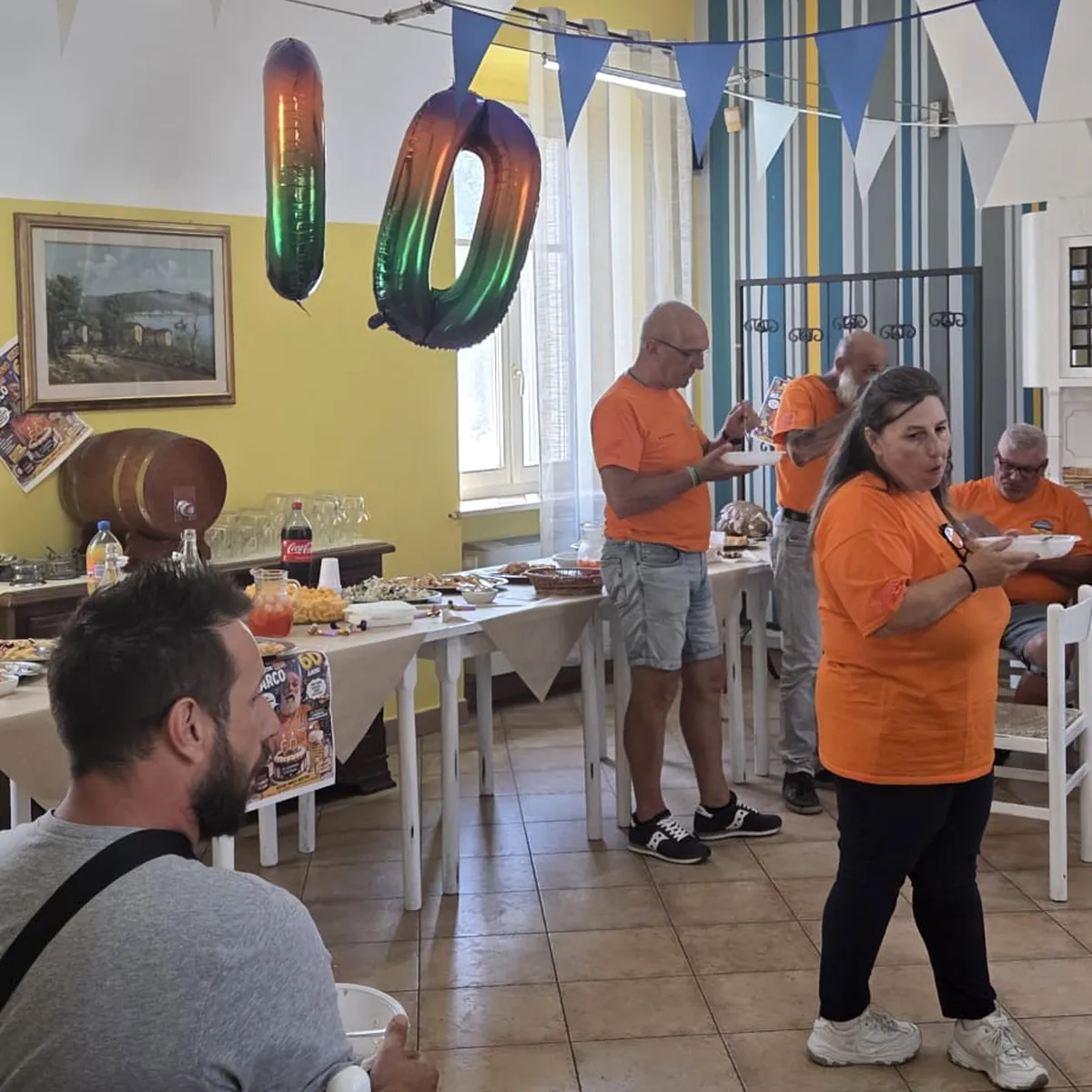 Atmosfera di una festa nella sala della Scaletta